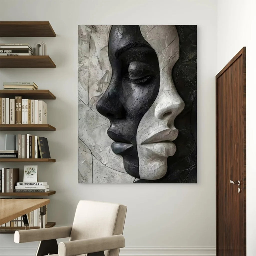 Tableau décoratif L'Art des Contraires accroché au mur d'un salon moderne

