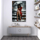 Décoration murale moderne scène mélancolique femme pluie

