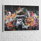 Tableau déco puissant avec gorille réaliste et coulures de peinture


