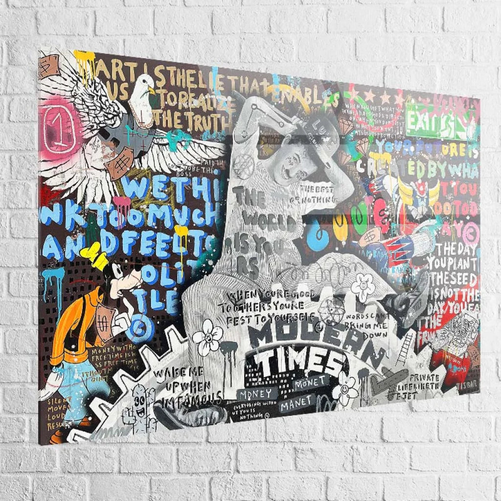 Affiche artistique saturée de symboles graphiques et références pop

